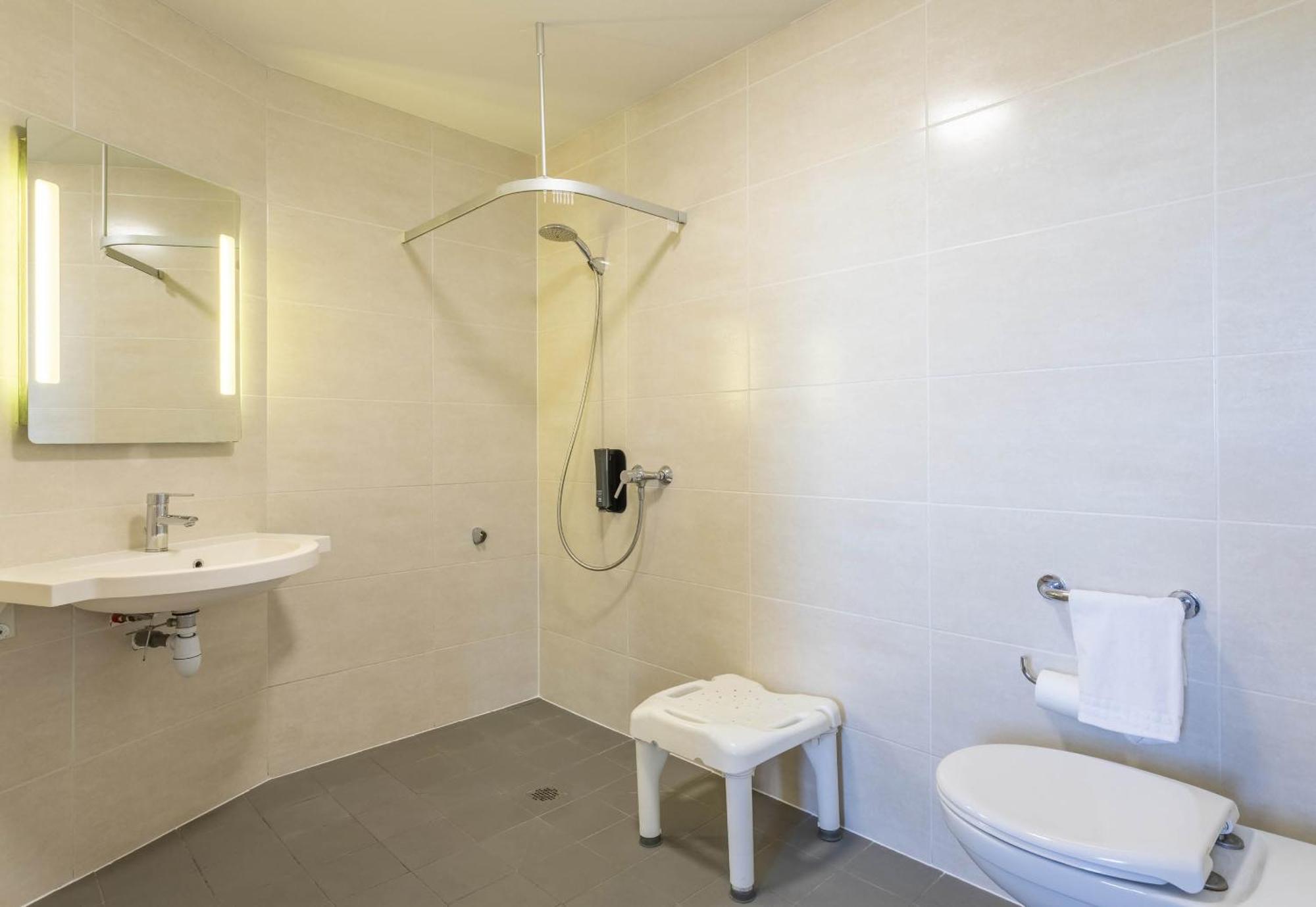 B&B Hotel Marseille Les Ports Exteriér fotografie